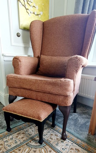 Wing back armchair fully - wing,